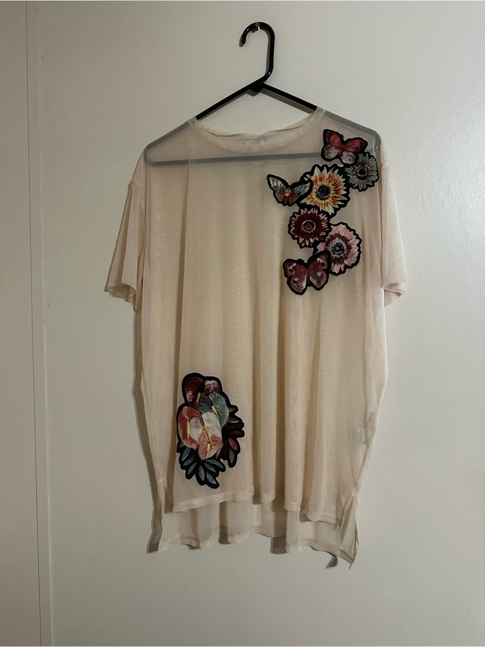 Zara Cream Sheer Short-Sleeve Top with Floral & Butterfly Patches